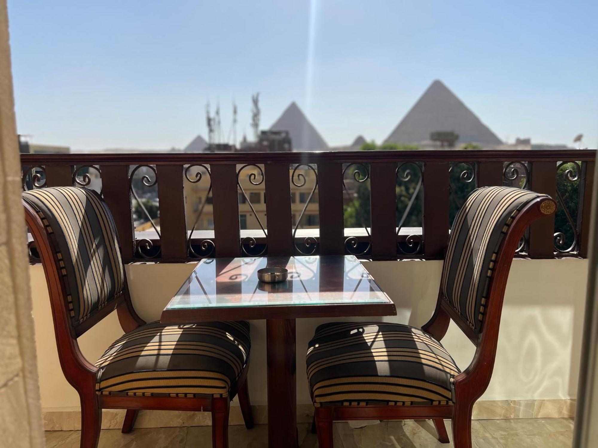 El Aida Pyramids View Hotel Kafret el-Gabal Exterior photo