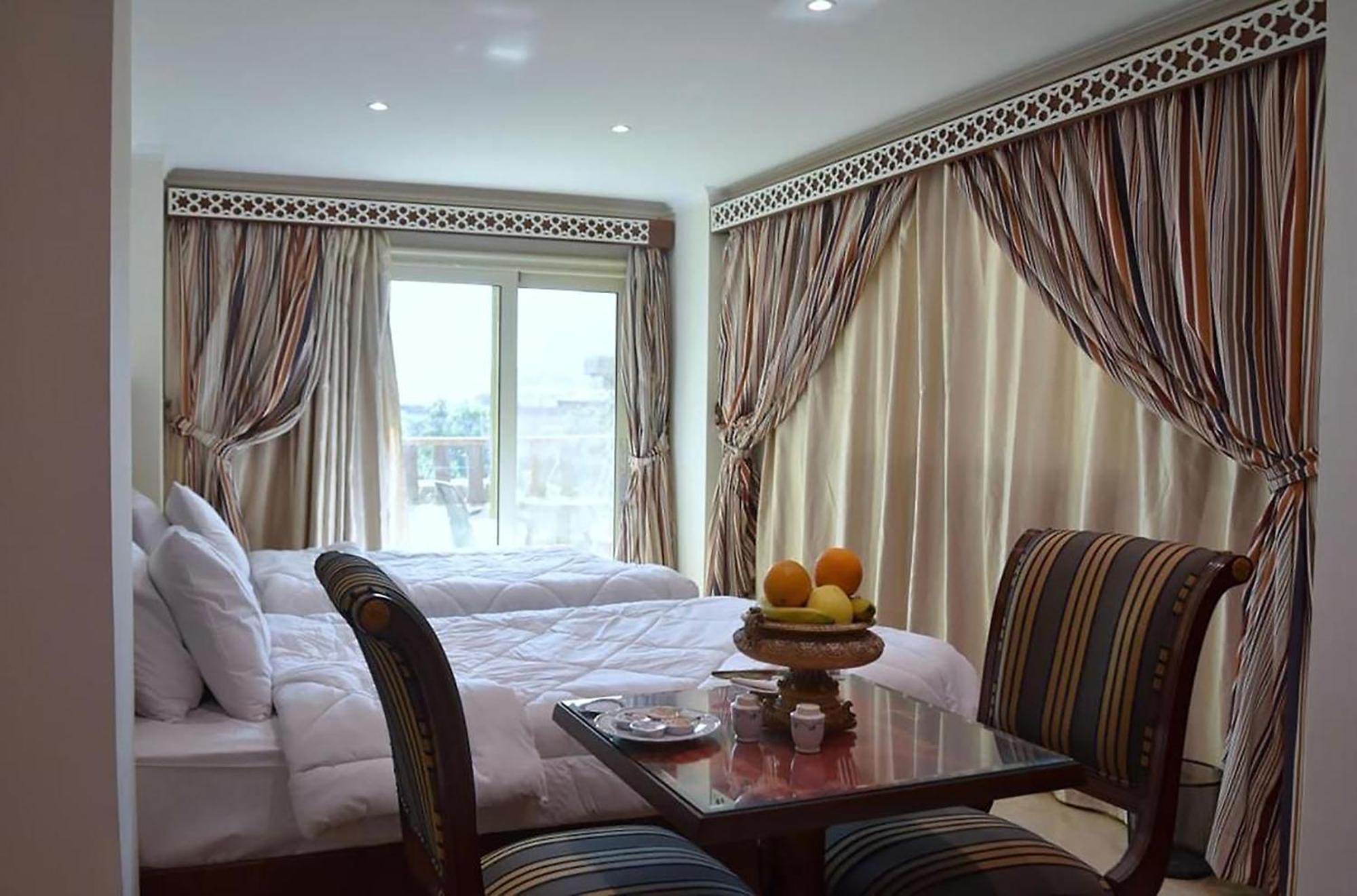 El Aida Pyramids View Hotel Kafret el-Gabal Exterior photo