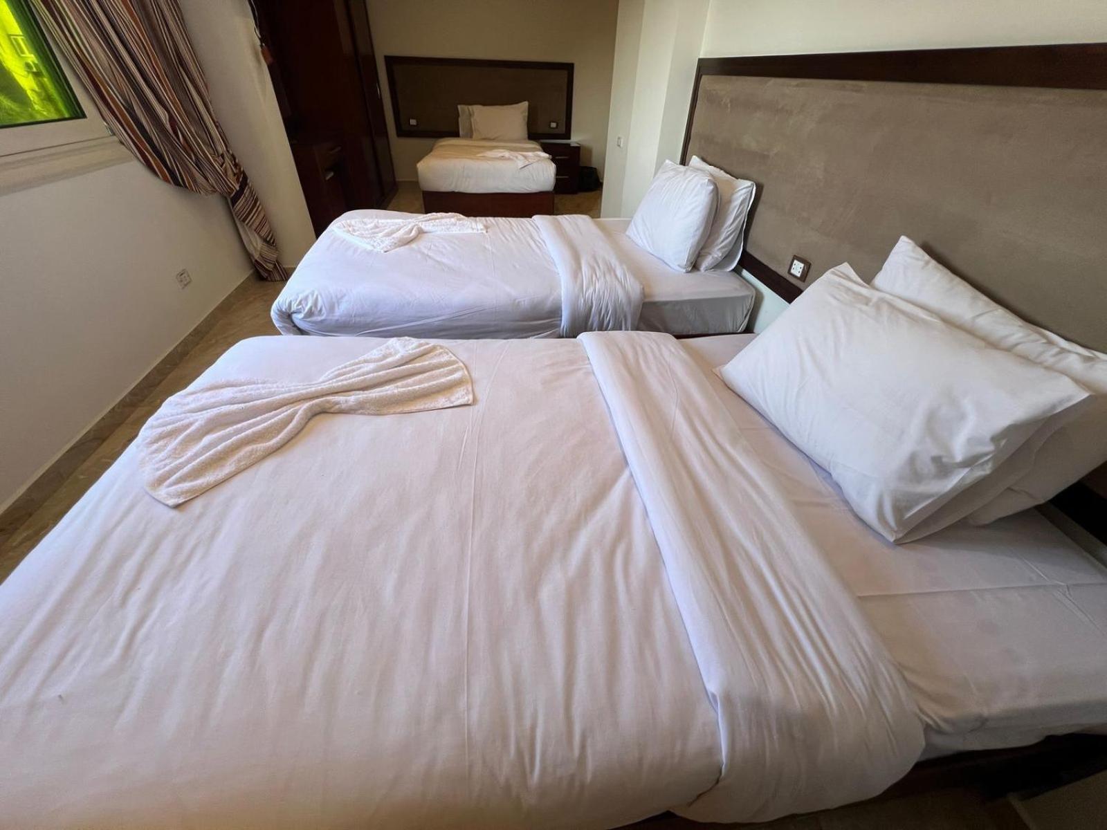 El Aida Pyramids View Hotel Kafret el-Gabal Exterior photo